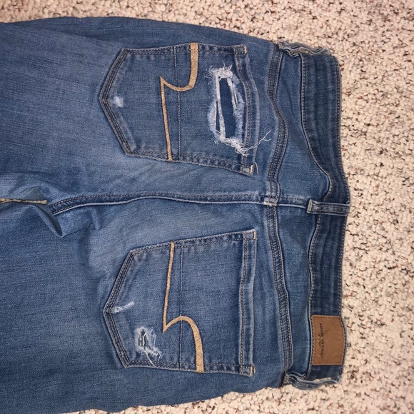 American Eagle Super Stretch Ripped Jeans - Picture 3 of 3